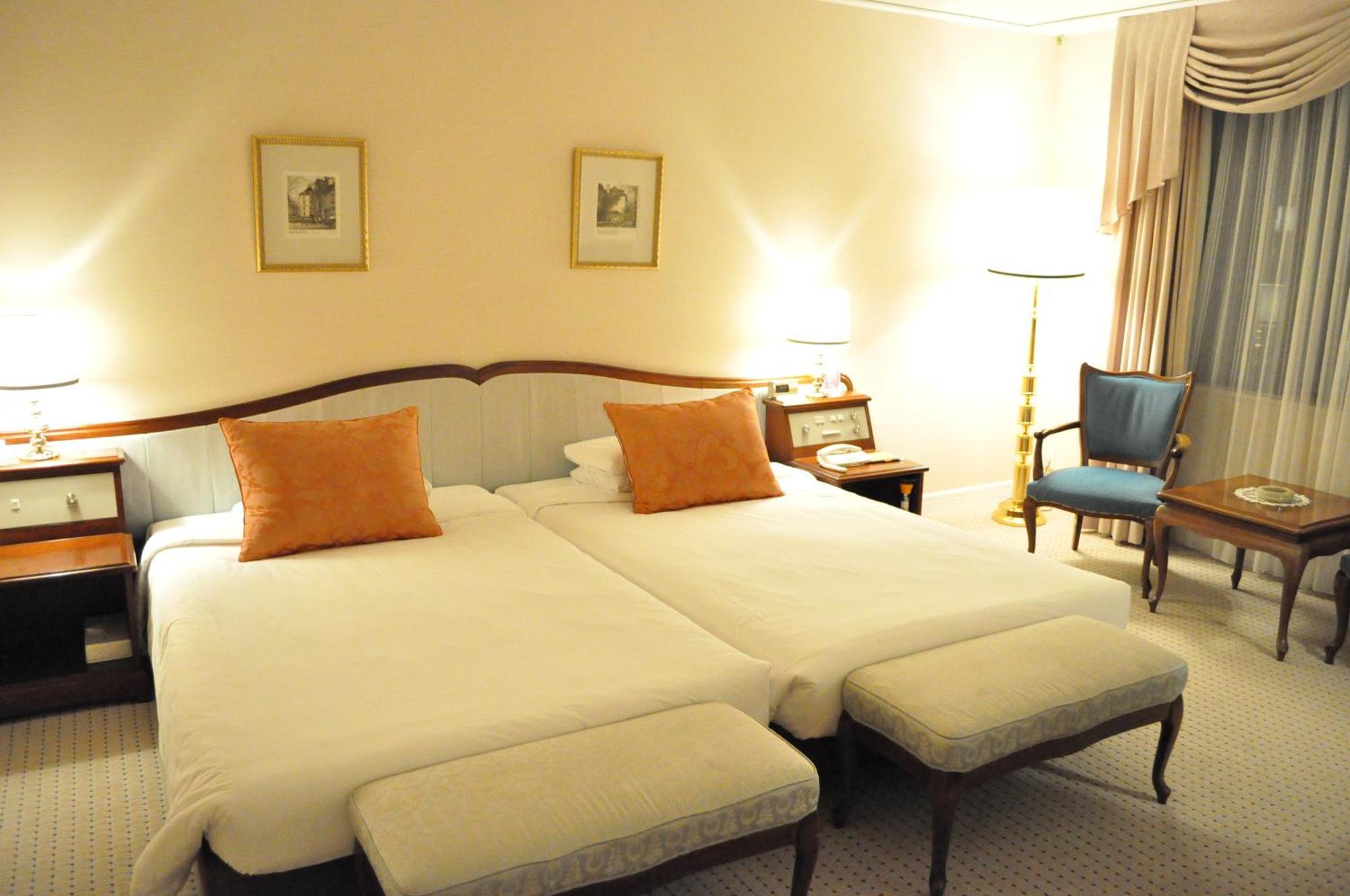 Nagoya Tokyu Hotel Exterior foto A room at the hotel