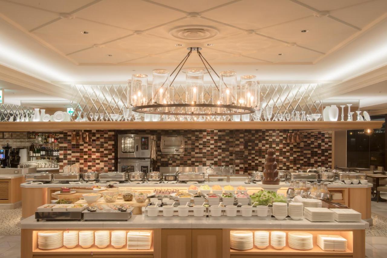 Nagoya Tokyu Hotel Exterior foto The buffet at the lounge