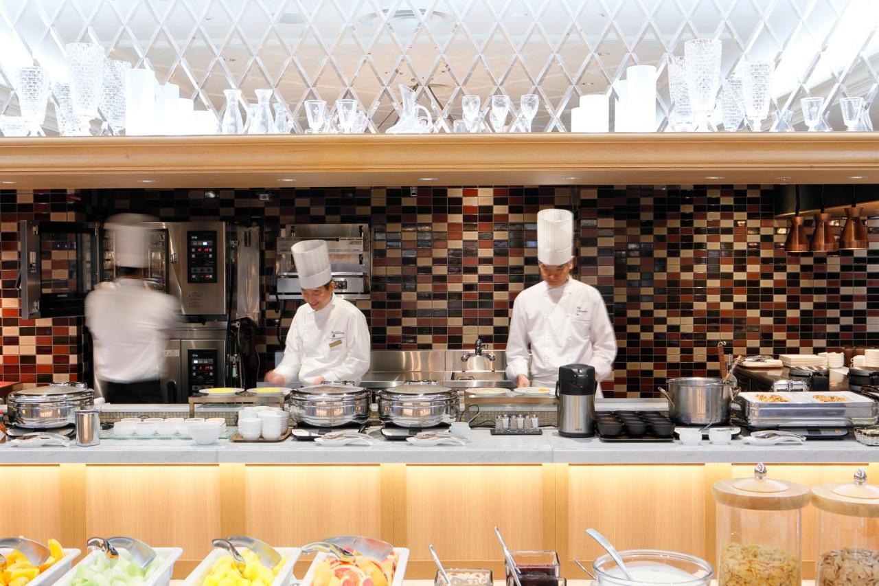 Nagoya Tokyu Hotel Exterior foto A live kitchen at a restaurant